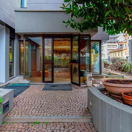 Regina Apartment
