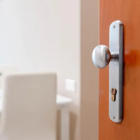 Apartment Regina By Toh Solution *